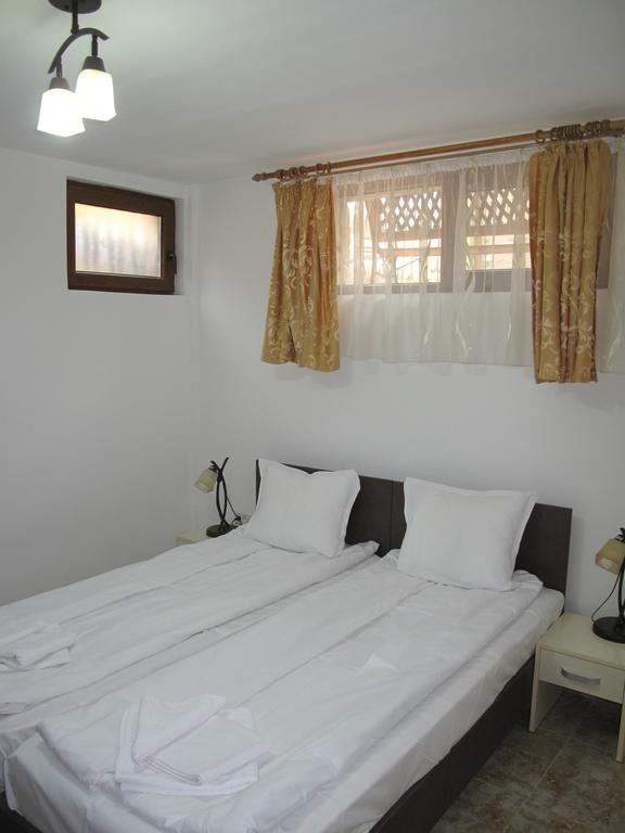 Rosiem House Hotel Techirghiol Quarto foto